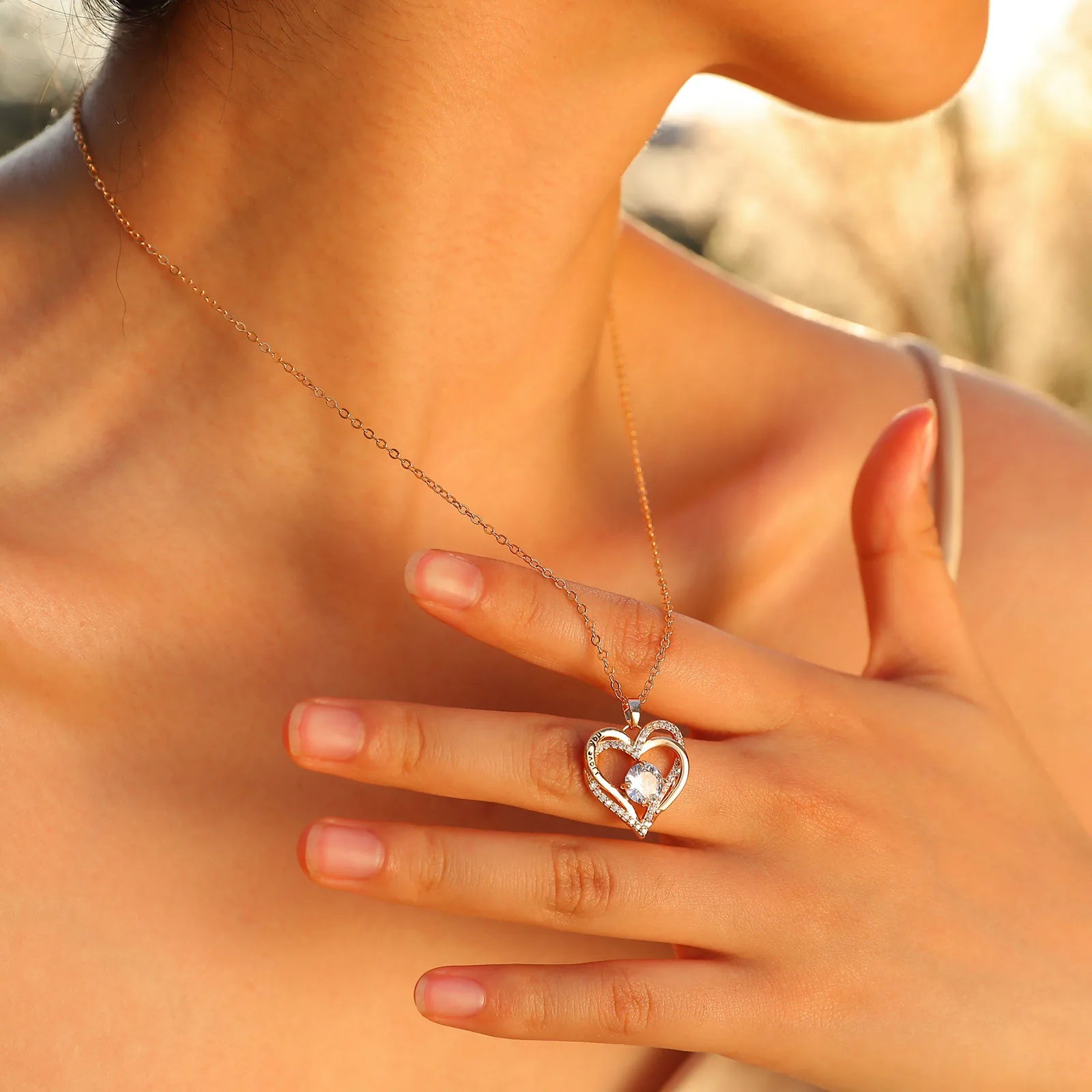 Vnox Heart Necklace for Women