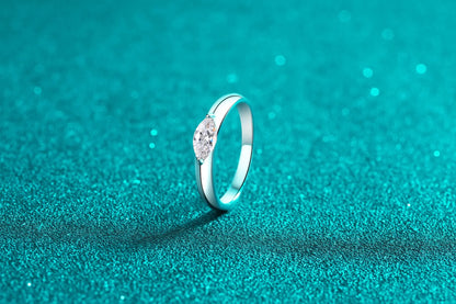 Luxury Women's Rings Horse Eye Simple New Niche High Design Ring Platinum Pt950 Moissanite Diamond Ring 0.5ct Wedding Jewelry