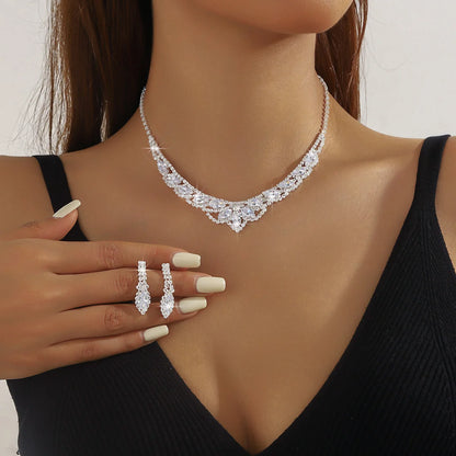 Necklace and Earring Set for Women, 2025 New Style, High-End Choker, Light Luxury Niche Decorative Clavicle Necklace