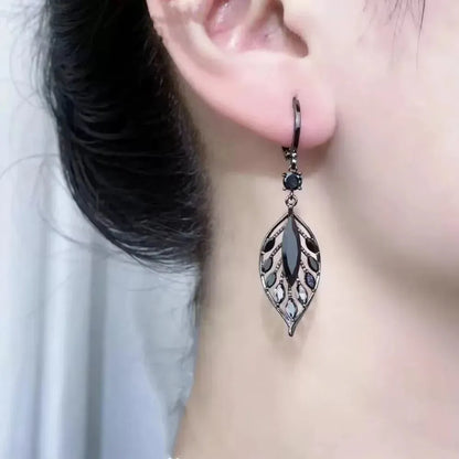 Retro Exquisite Black Hollow Crystal Leaf Drop Dangle Earrings for Women