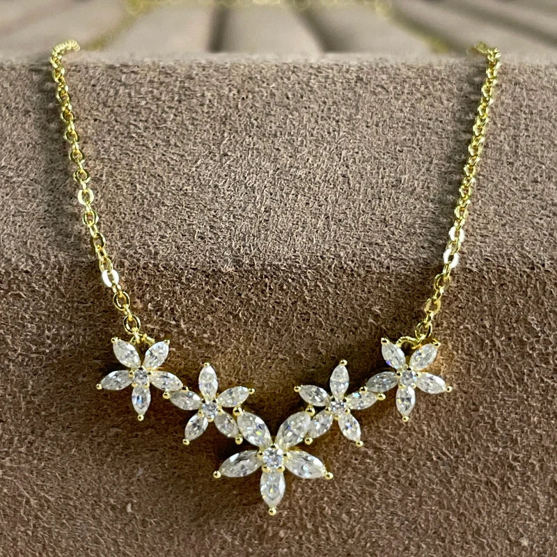Lnngy Exquisite Moissanite Diamond Necklace for Women Pure 925 Sterling Silver Flower Pendant Necklaces 2025 Trend Jewelry