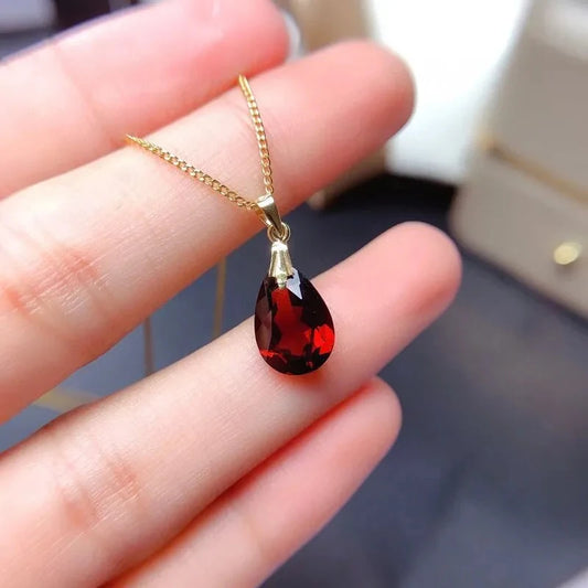 Designer New Silver Inlaid Ruby Water Drop Women Necklace Pendant Classic Glamour Luxury Engagement Wedding Jewelry