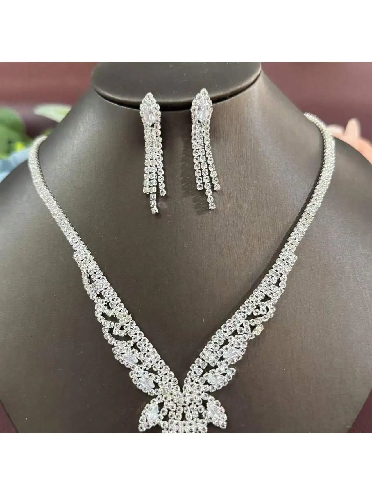 Stylish and Simple Necklace, Earrings, Bracelets, Rings, Women's Necklace Set, Elegant Dress, Wedding, Dance, Party Accessories