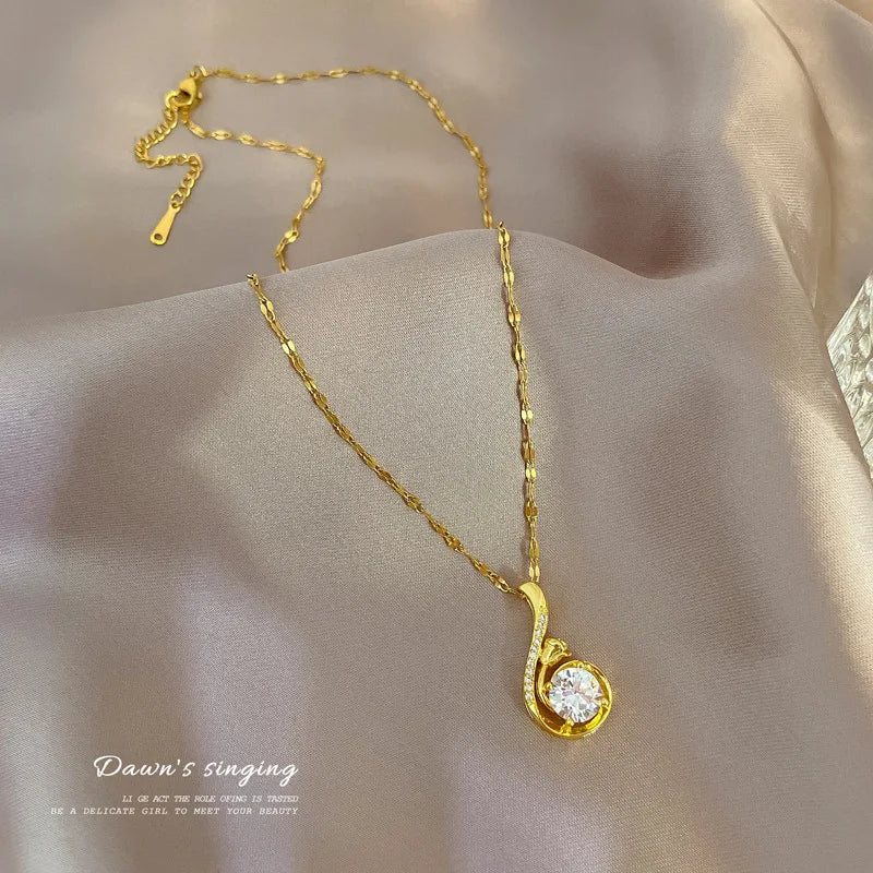 Titanium Steel Necklace for Women Elegant Choker Chain Fashionable Luxury Versatile Light Personality Jewelry