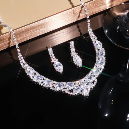 Necklace and Earring Set for Women, 2025 New Style, High-End Choker, Light Luxury Niche Decorative Clavicle Necklace