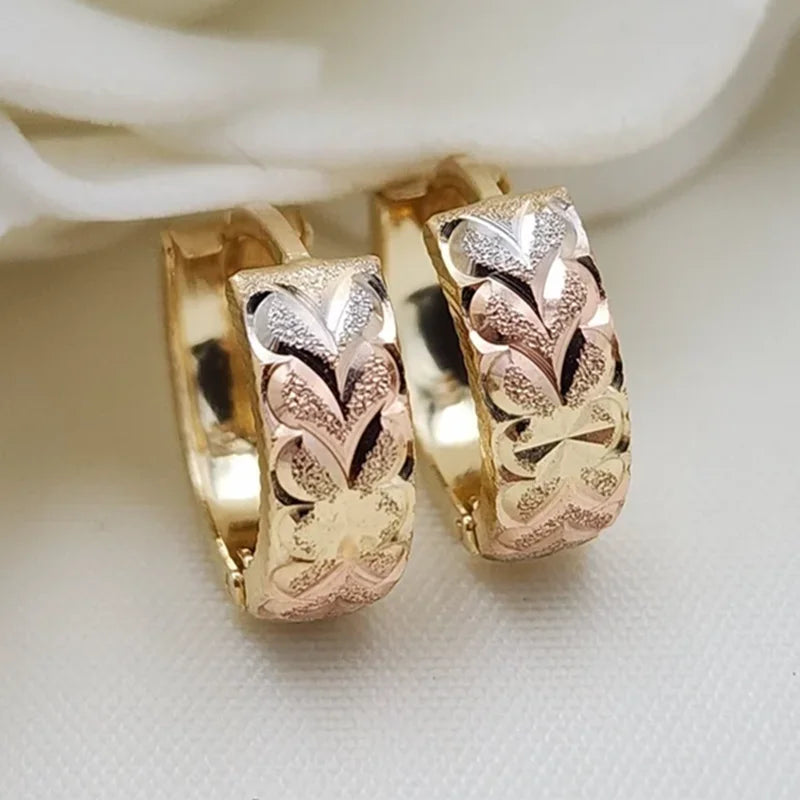 Huitan Unique Design Hoop Earrings Women Hollow Out Irregular Gold Color Earrings Wedding Engagement Party Luxury Trendy Jewelry
