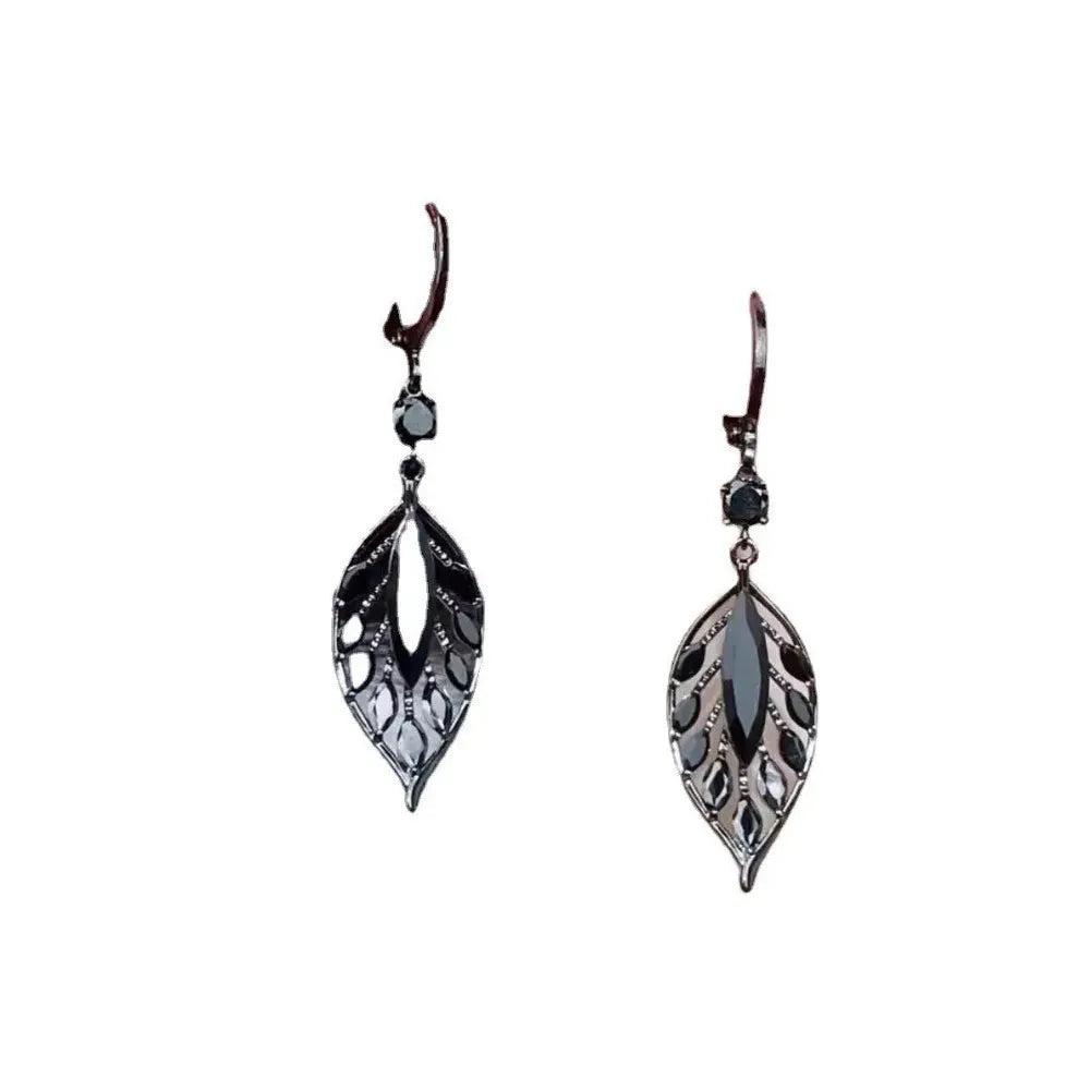 Retro Exquisite Black Hollow Crystal Leaf Drop Dangle Earrings for Women