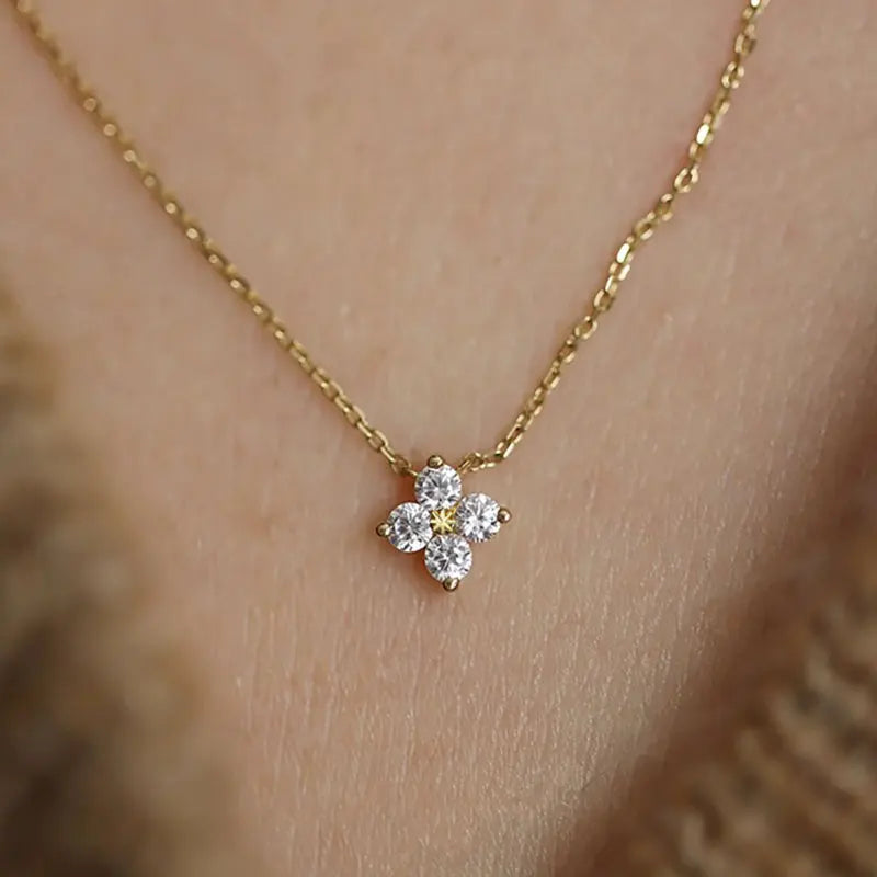 Flower Pendant Crystal Necklaces Women's Neck Chain Daily Engagement  Chokers Lucky Gift For Girls Christmas Japan Style Jewelry