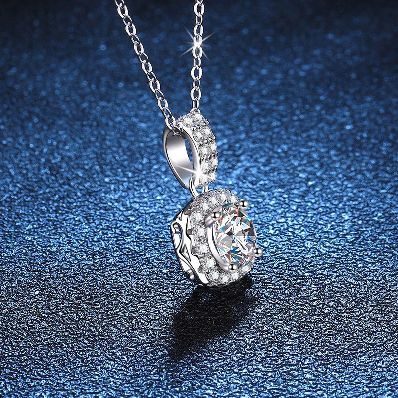 NeeTim 1ct 2ct Moissanite Pendant Necklace S925 Sterling Silver Sparkling Lab Diamond Chain for Women Engagement Fine Jewelry