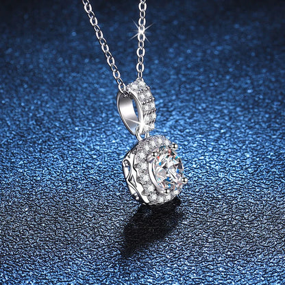 NeeTim 1ct 2ct Moissanite Pendant Necklace S925 Sterling Silver Sparkling Lab Diamond Chain for Women Engagement Fine Jewelry