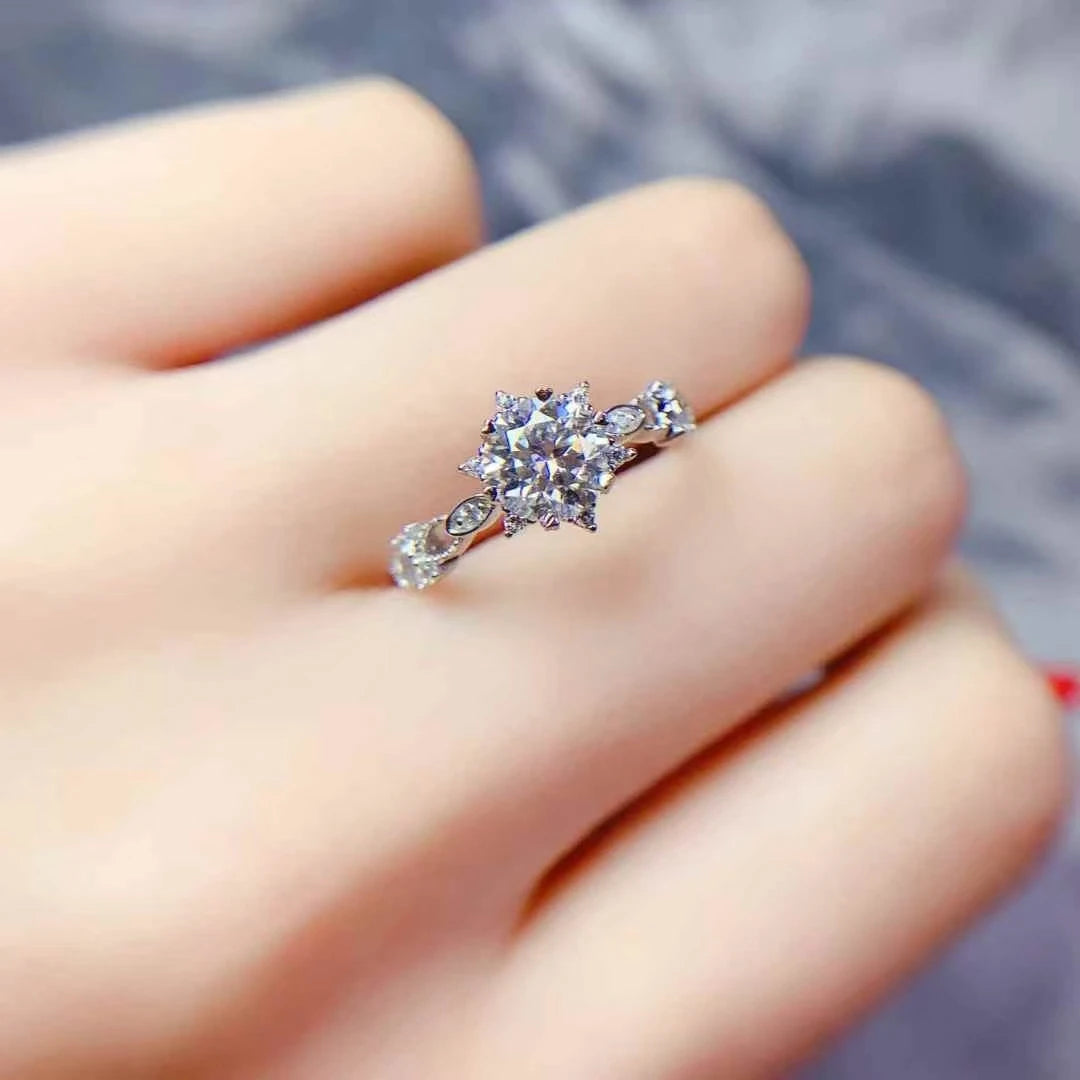 18K Gold Plated 925 Silver Moissanite Wedding Ring for Women 6.5mm 1ct D Color Moissanite Ring for Engagement