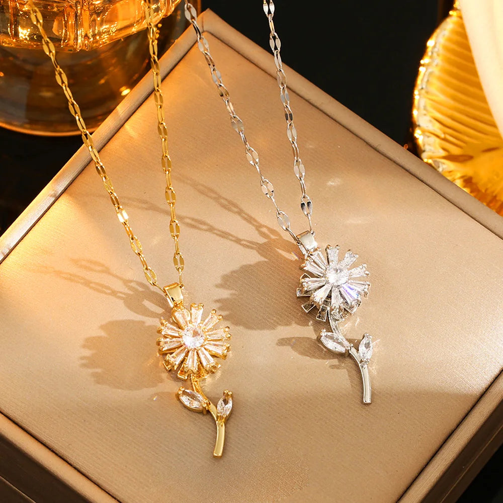 Elegant sunflower rotating necklace, engagement luxury jewelry gift exquisite starlight sparkling zircon necklace